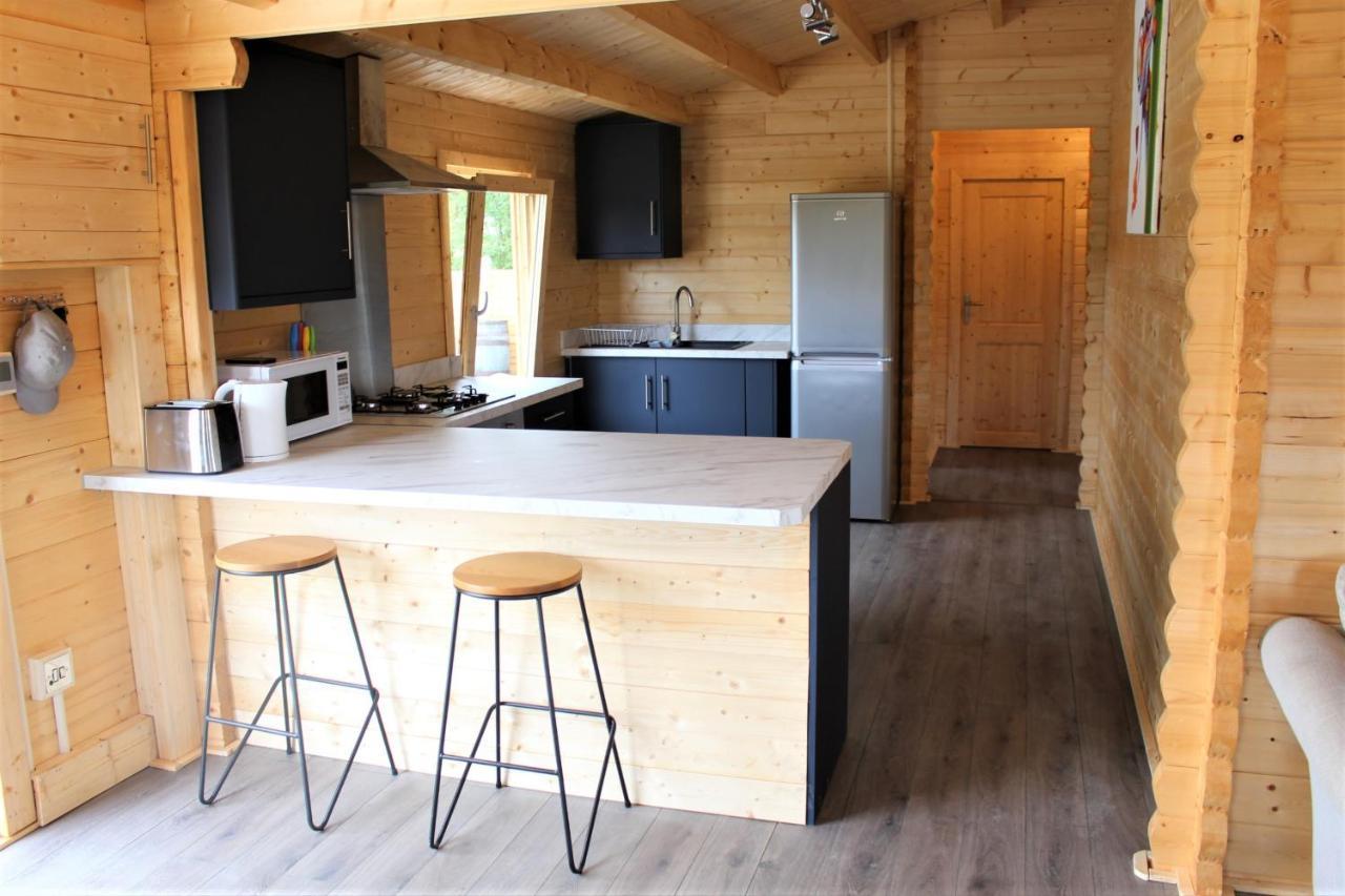 Inviting 3-Bedroom Lodge In Ashton Under Hill Івшем Екстер'єр фото