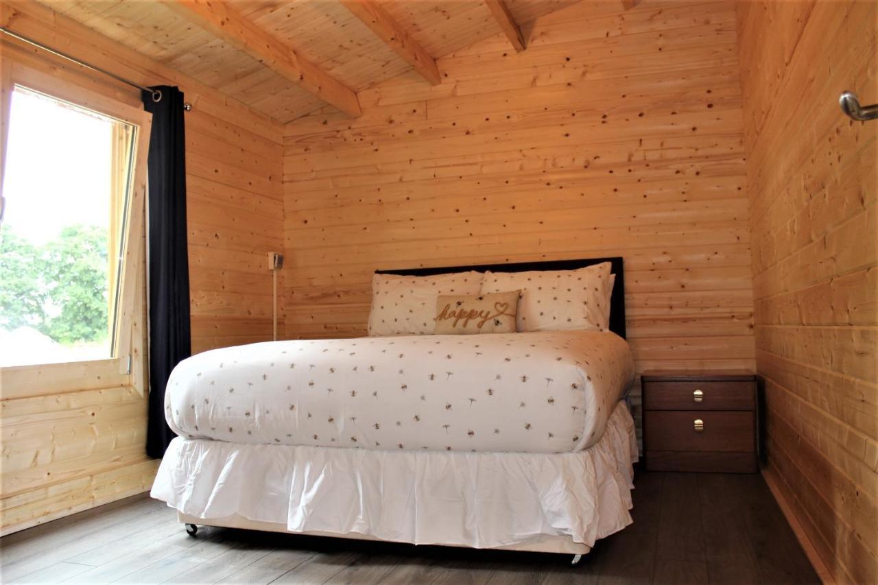 Inviting 3-Bedroom Lodge In Ashton Under Hill Івшем Екстер'єр фото